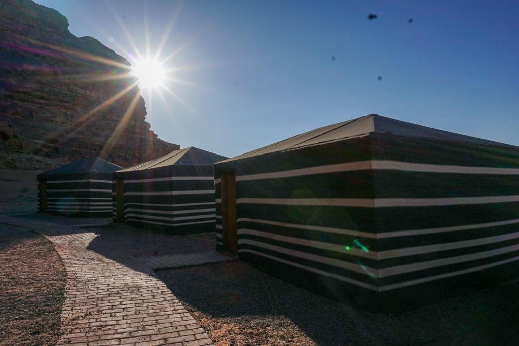 Desert Magic Camp & * Wadi Rum